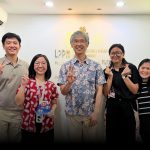 Foto bersama Profesor Tsutomu Kitajima dari Kyorin University, Jepang di PPH UAJ.